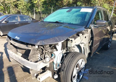 2019 Jeep Compass Limited 4X4 из США, поврежденный, VIN 3C4NJDCB3KT842909